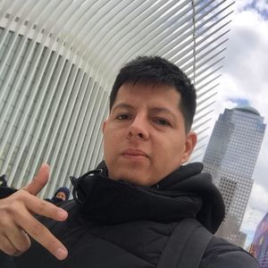 Meet your Posher, Lazaro